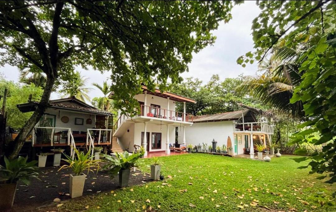 Beach House Kalukatiya - Family Villa, Seaview Room, Garden Room Zuid-Dikwella Buitenkant foto