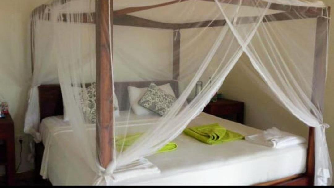 Beach House Kalukatiya - Family Villa, Seaview Room, Garden Room Zuid-Dikwella Buitenkant foto