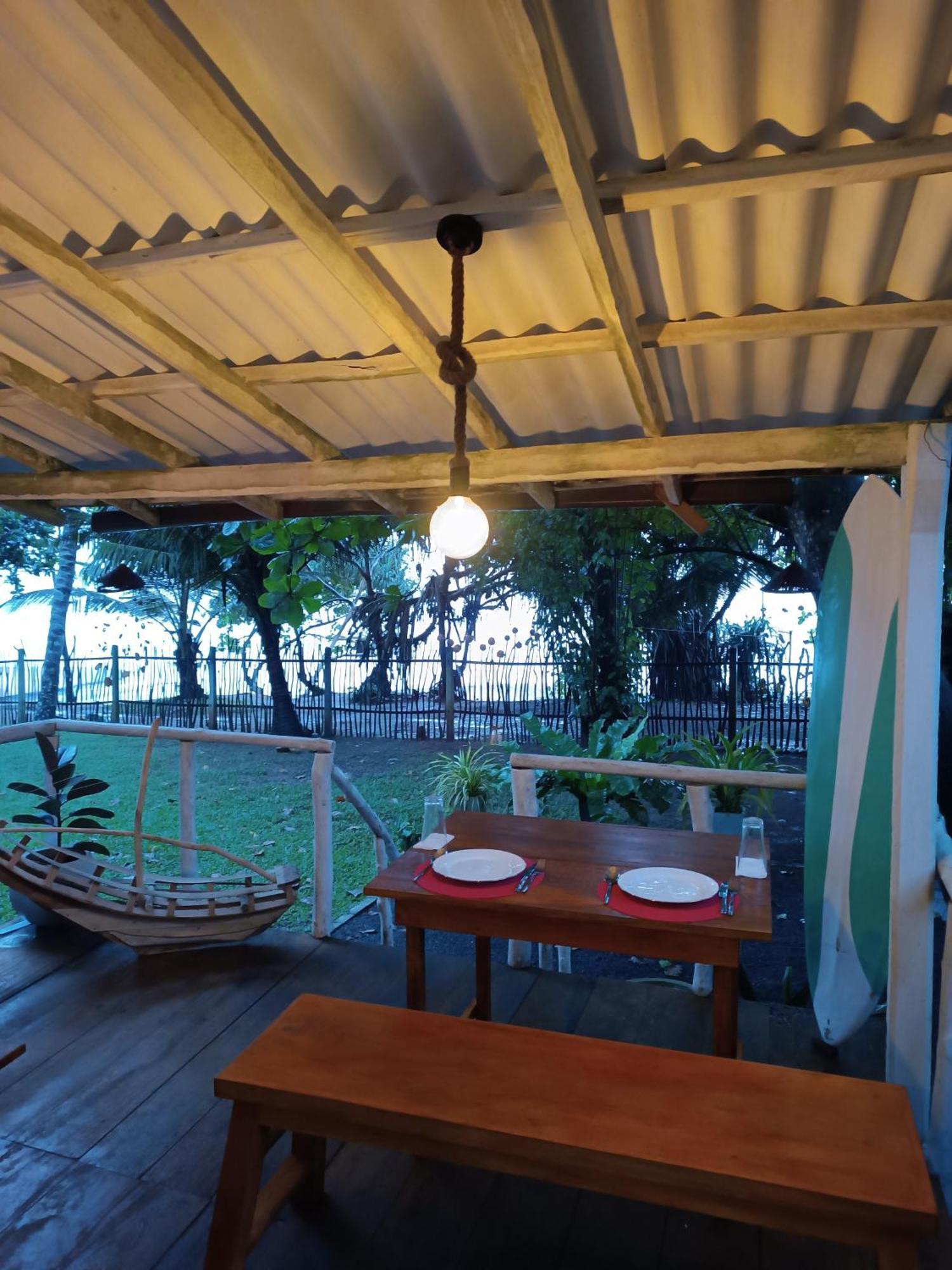 Beach House Kalukatiya - Family Villa, Seaview Room, Garden Room Zuid-Dikwella Buitenkant foto
